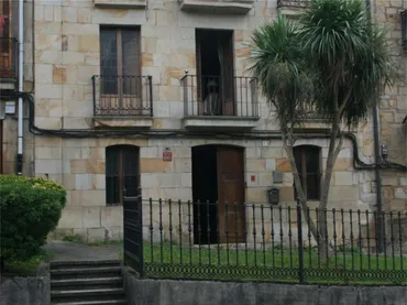 Casa adosada en  Elizburu Kalea 12 - Foto 1