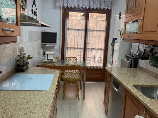 Casa o chalet independiente en Avenida Valdecarriches, 7 - Foto 8