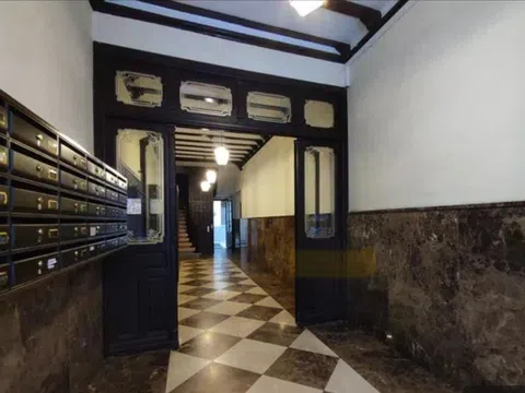 Piso en calle de Rodríguez San Pedro, 30