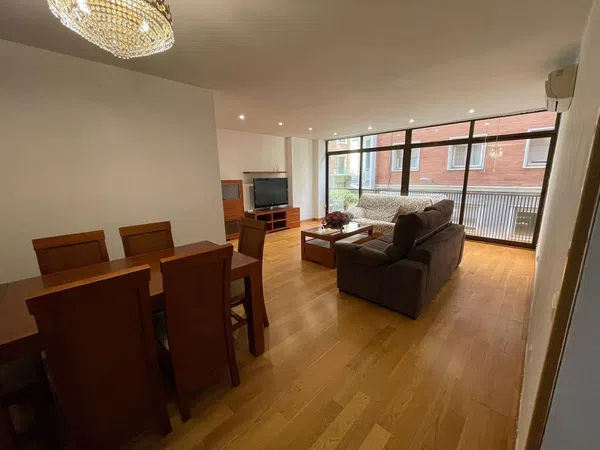 Piso en calle Isidoro de la Cierva, 4 - Foto 1