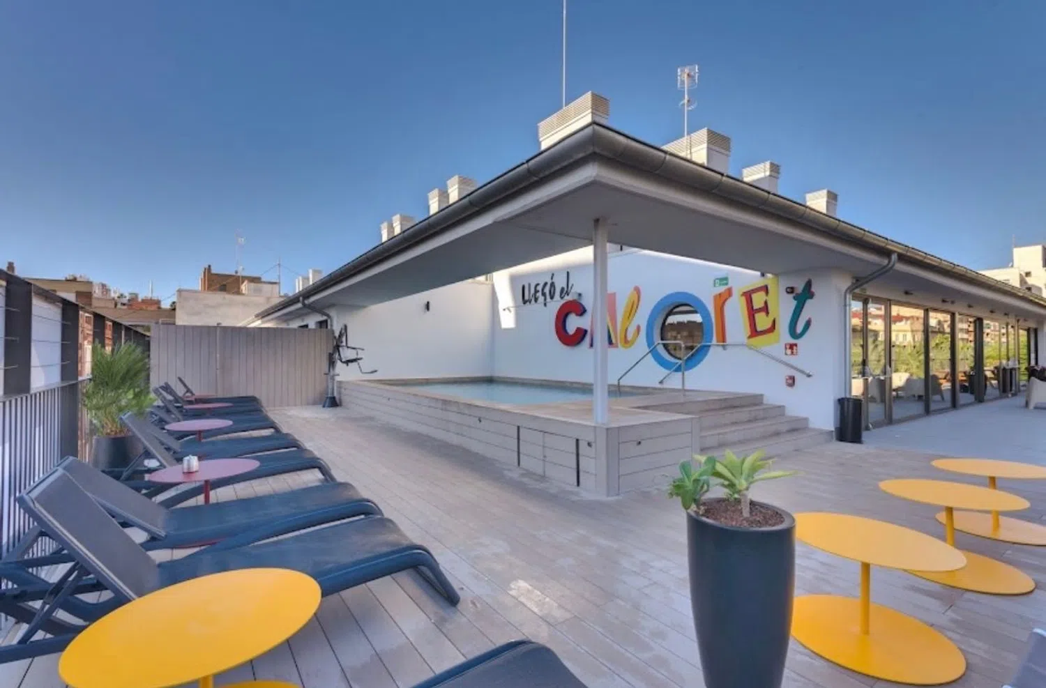 Estudio en calle de Ruaya, 9