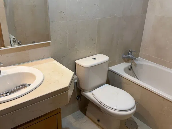 Chalet adosado en Calle Valle de Cardos, Valdezarza - Foto 27