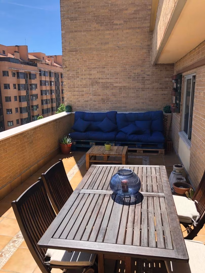 Piso en  Calle de Suecia 83