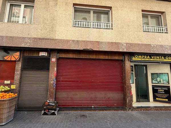 Local en Calle d'Arnús, 17, Centre, Centre - Foto 1