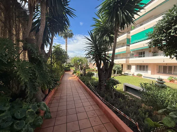 Piso en calle Amador de los Ríos, 3 - Foto 16