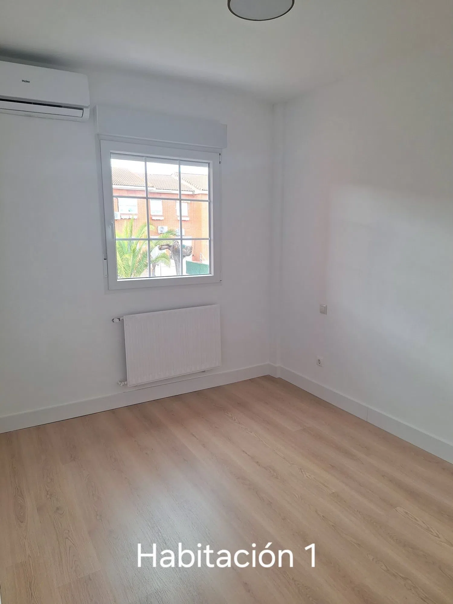 Chalet adosado en Villafranca del Castillo - Foto 10