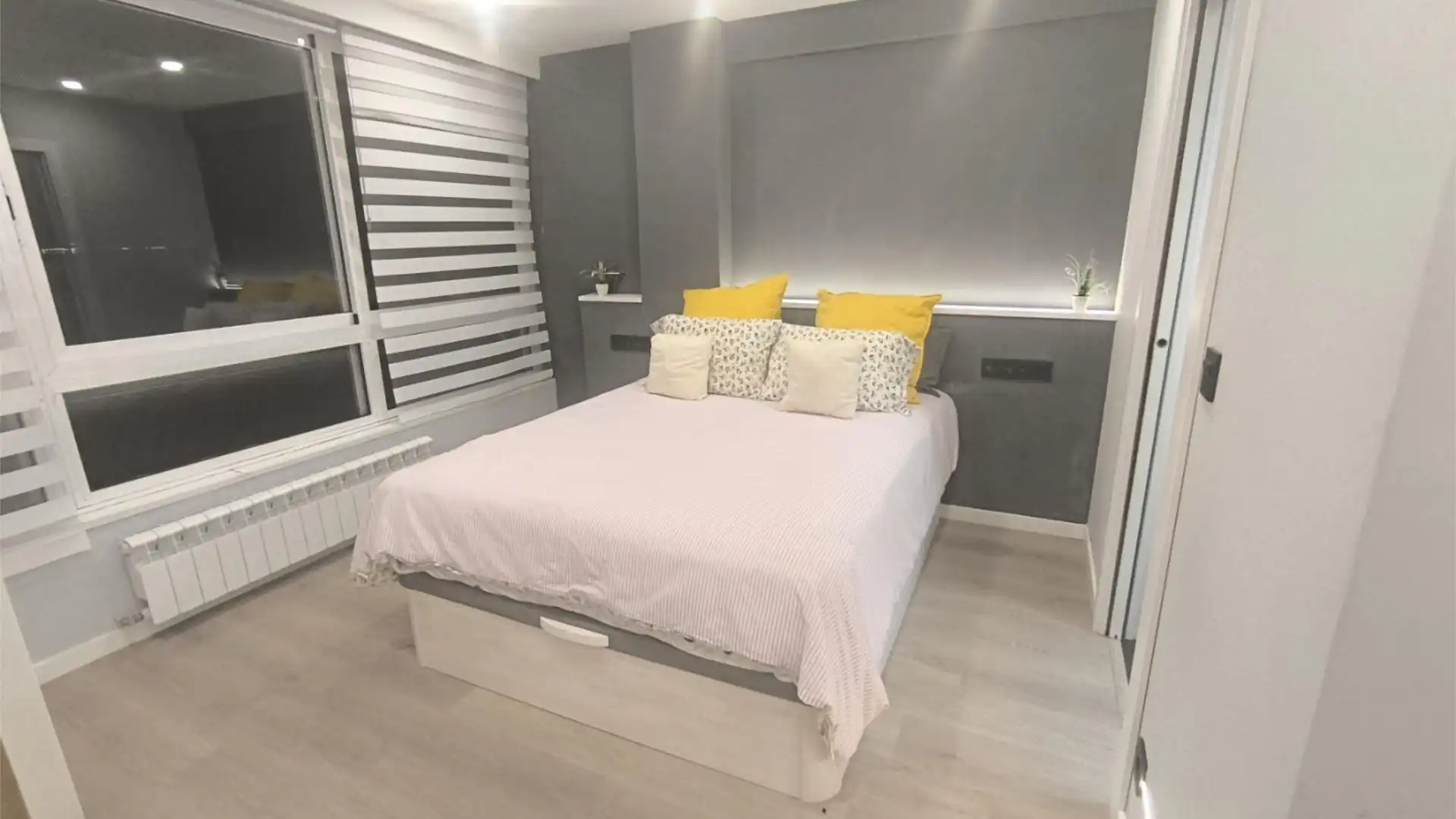 Piso en  Rúa do Conde de Torrecedeira 60 - Foto 13