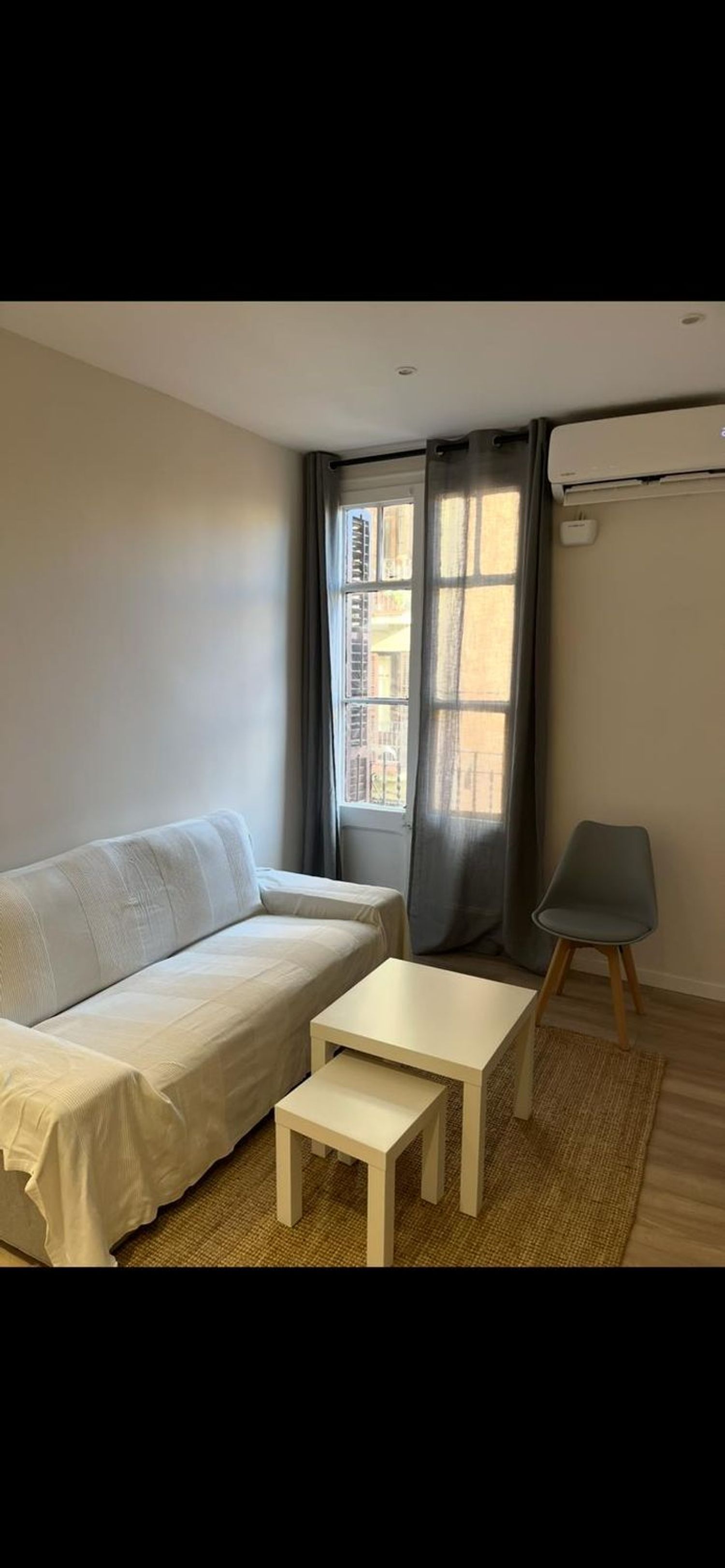 Piso en calle de Blai, 23