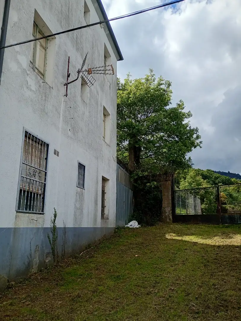 Casa adosada en  Rúa Eulogio Rosón 34 - Foto 4