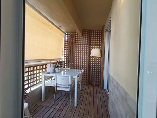 Piso en calle de Terol, 13