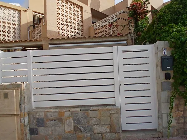 Chalet adosado en Calle Mar de las Molucas-Ord.Bahía, 7, Bahía - Foto 2