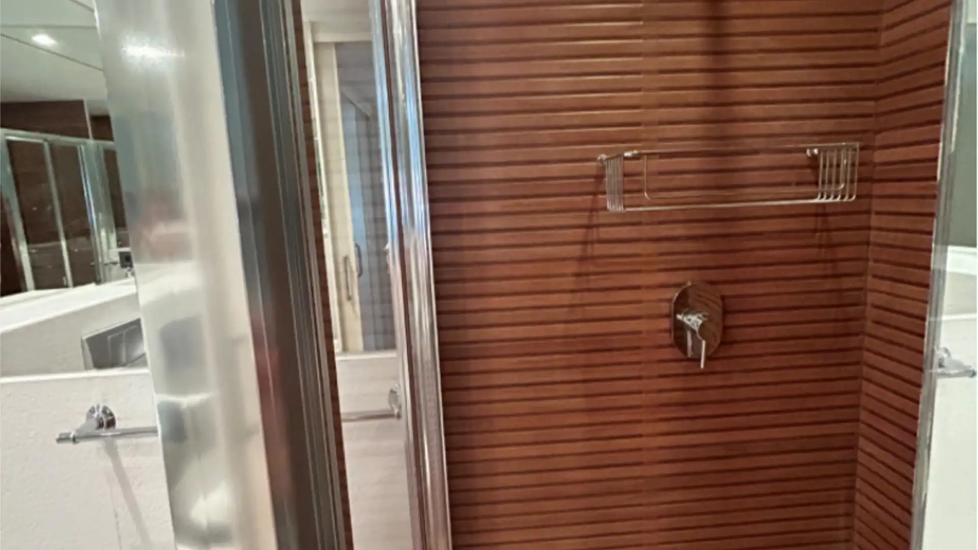 Piso en  Calle de Juan Bravo 58 - Foto 9