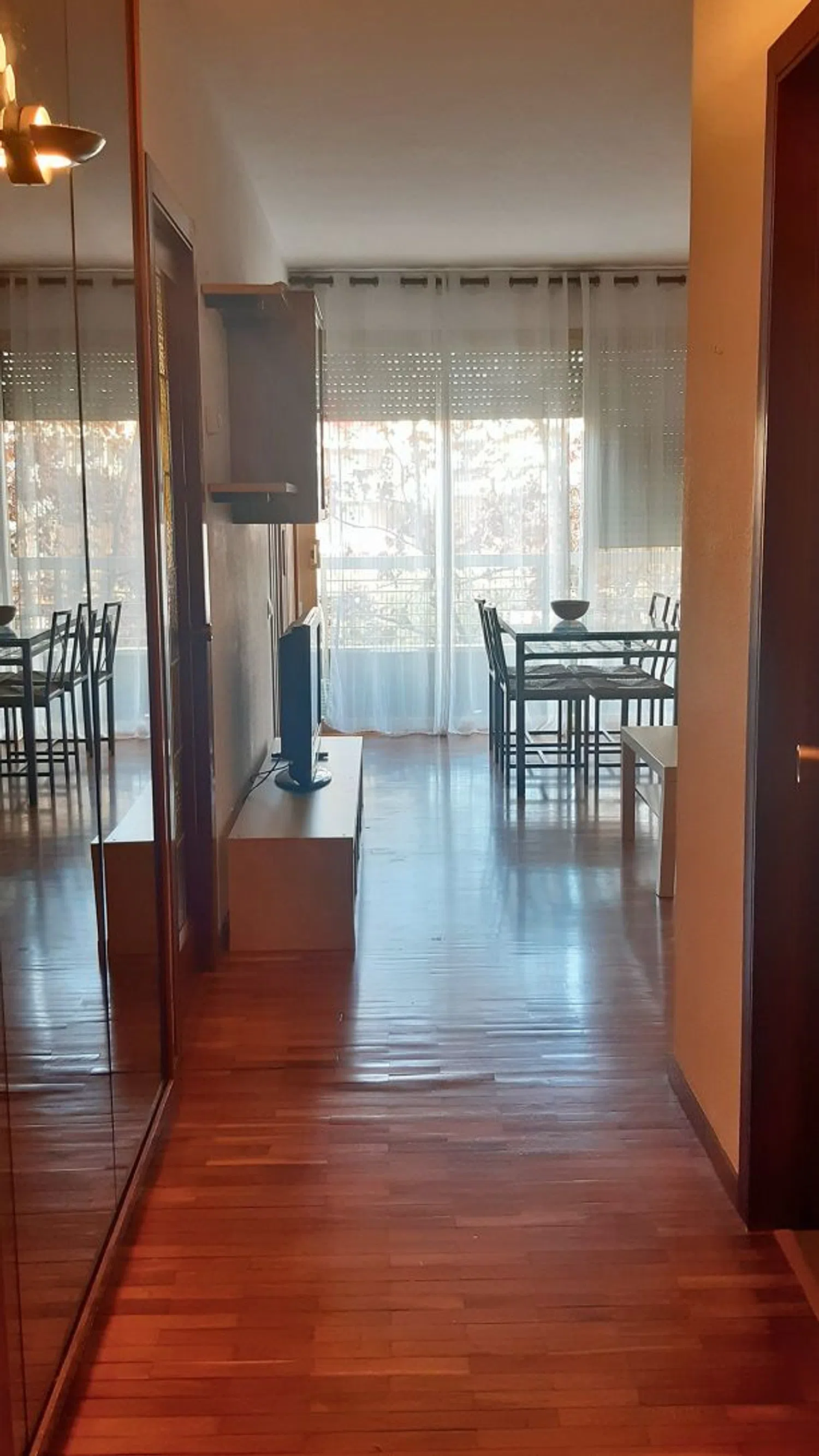 Piso en calle de València, 105 - Foto 3