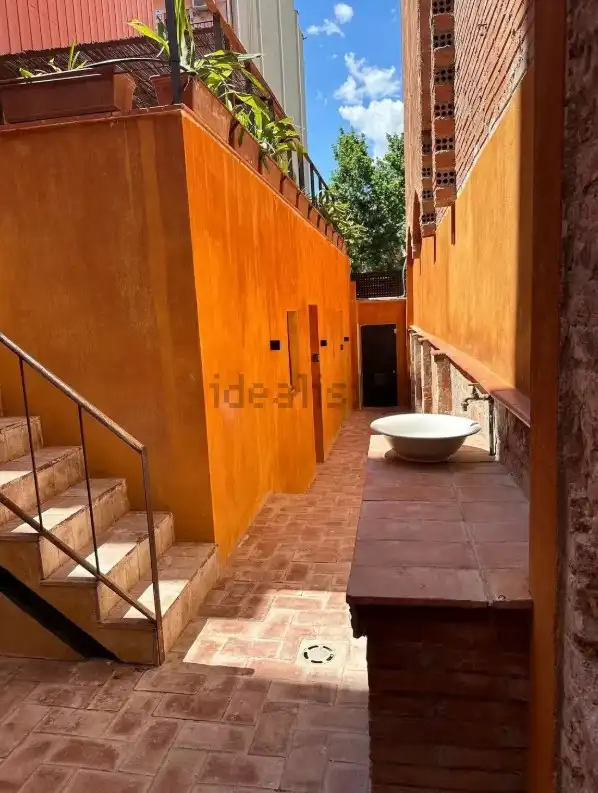 Local comercial en  Carrer de Llançà - Foto 2