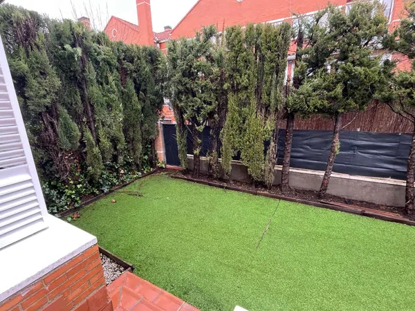 Chalet pareado en avenida Jesus de Monasterio, 2 - Foto 3