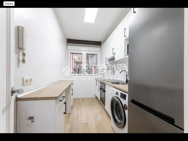 Piso en avenida de la Coruña, 68 - Foto 4