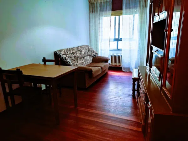 Piso en avenida de Romero Donallo, 7 a