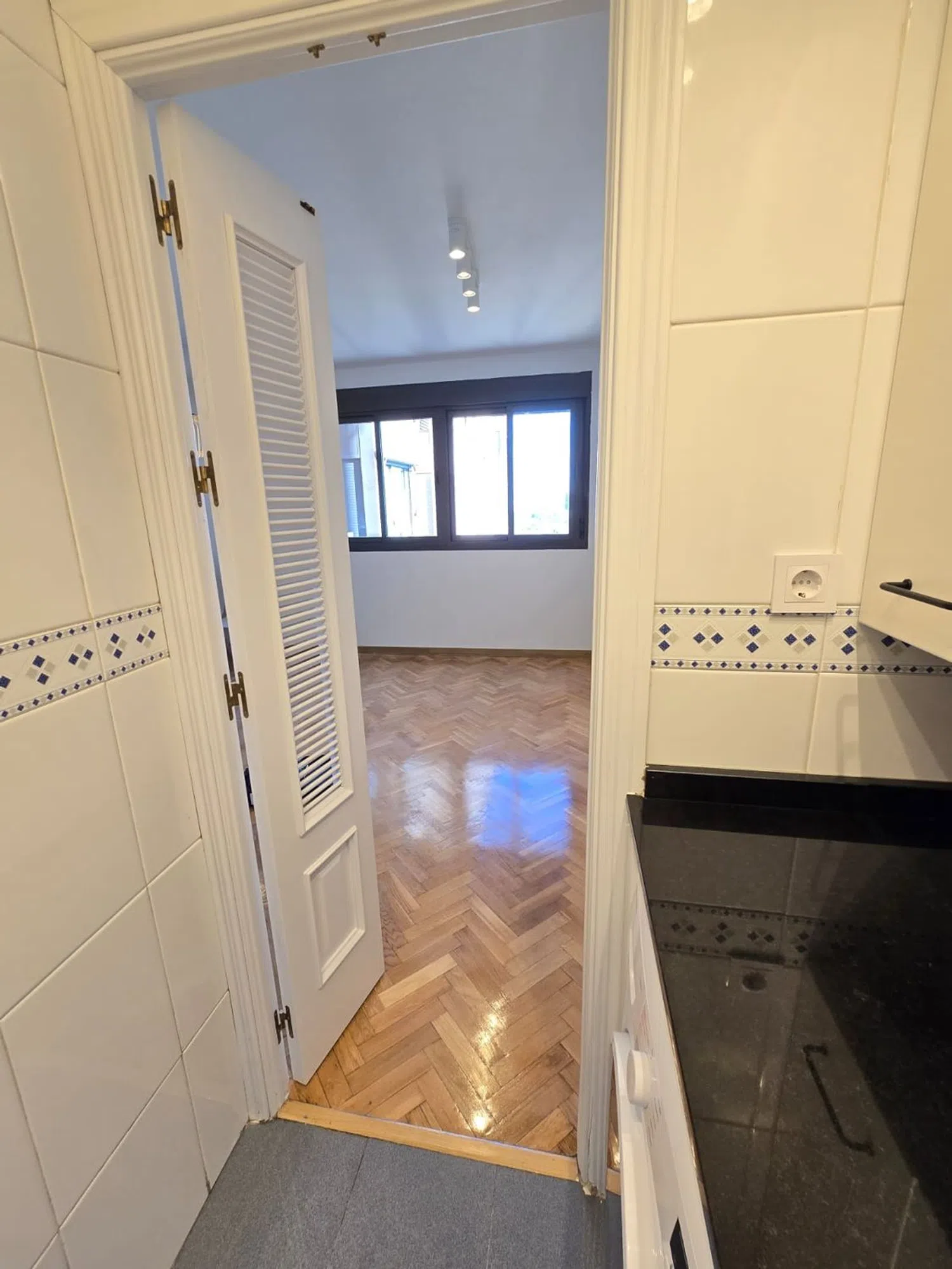 Estudio en calle de Rafael Bergamín, 6 - Foto 7