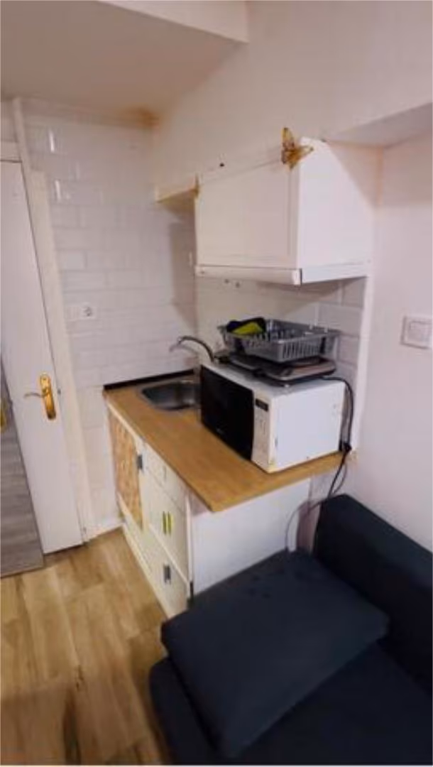 Estudio en Santa Coloma - Foto 3