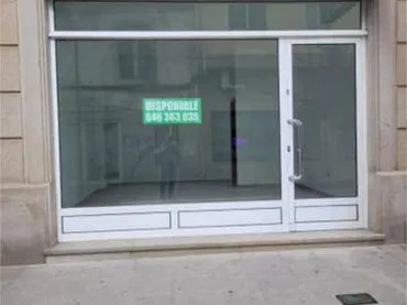 Local comercial en Centro - Foto 4