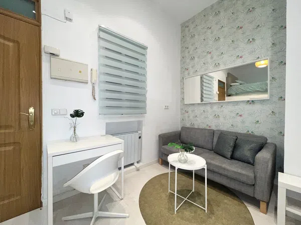 Estudio en Calle de Caramuel, Puerta del Ángel - Foto 1