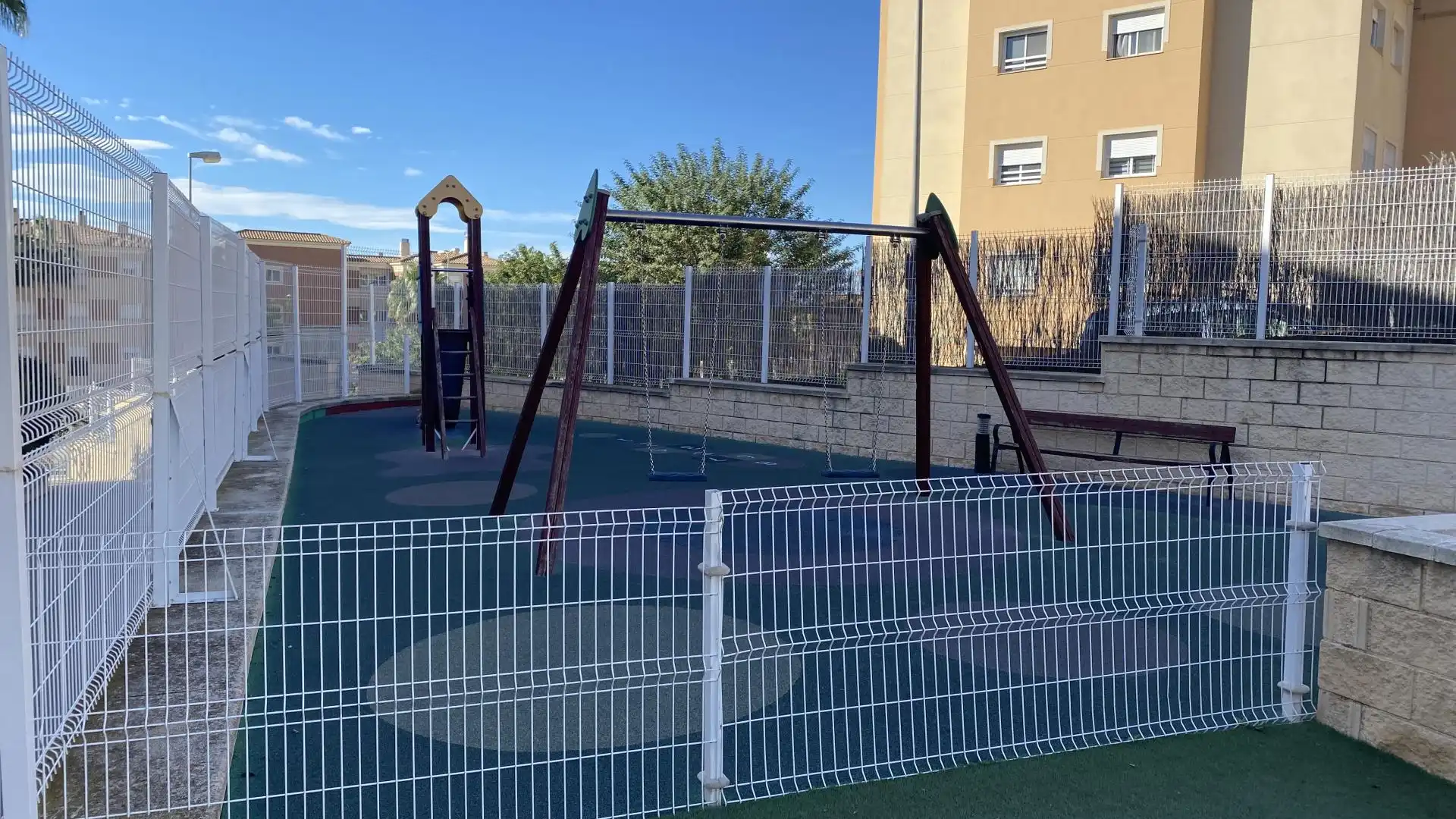 Piso en  Avenida del Montañal 112M - Foto 2