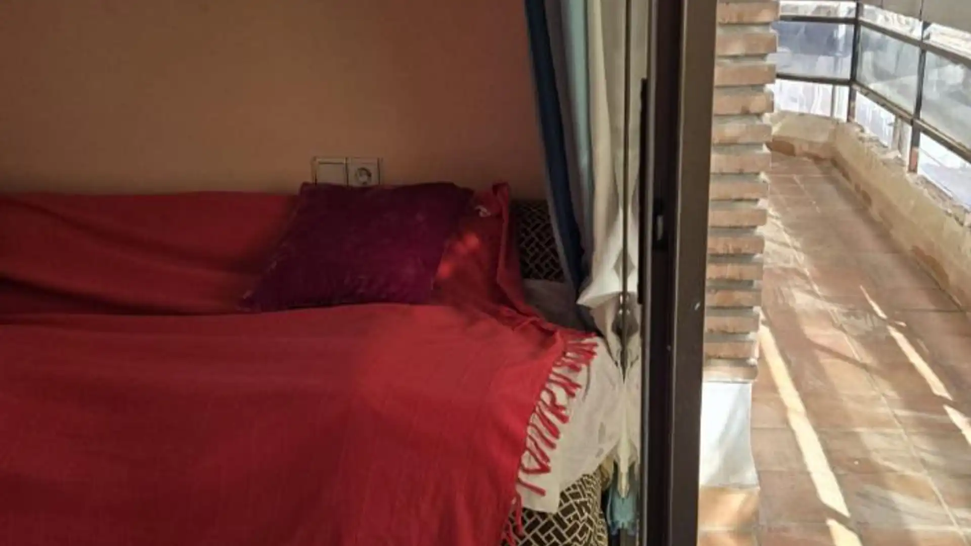 Piso en  Carrer de Ciril Amorós 42 - Foto 5