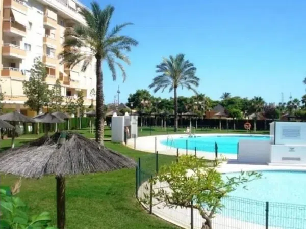 Piso en avenida del Editor Ángel Caffarena, 29 - Foto 3