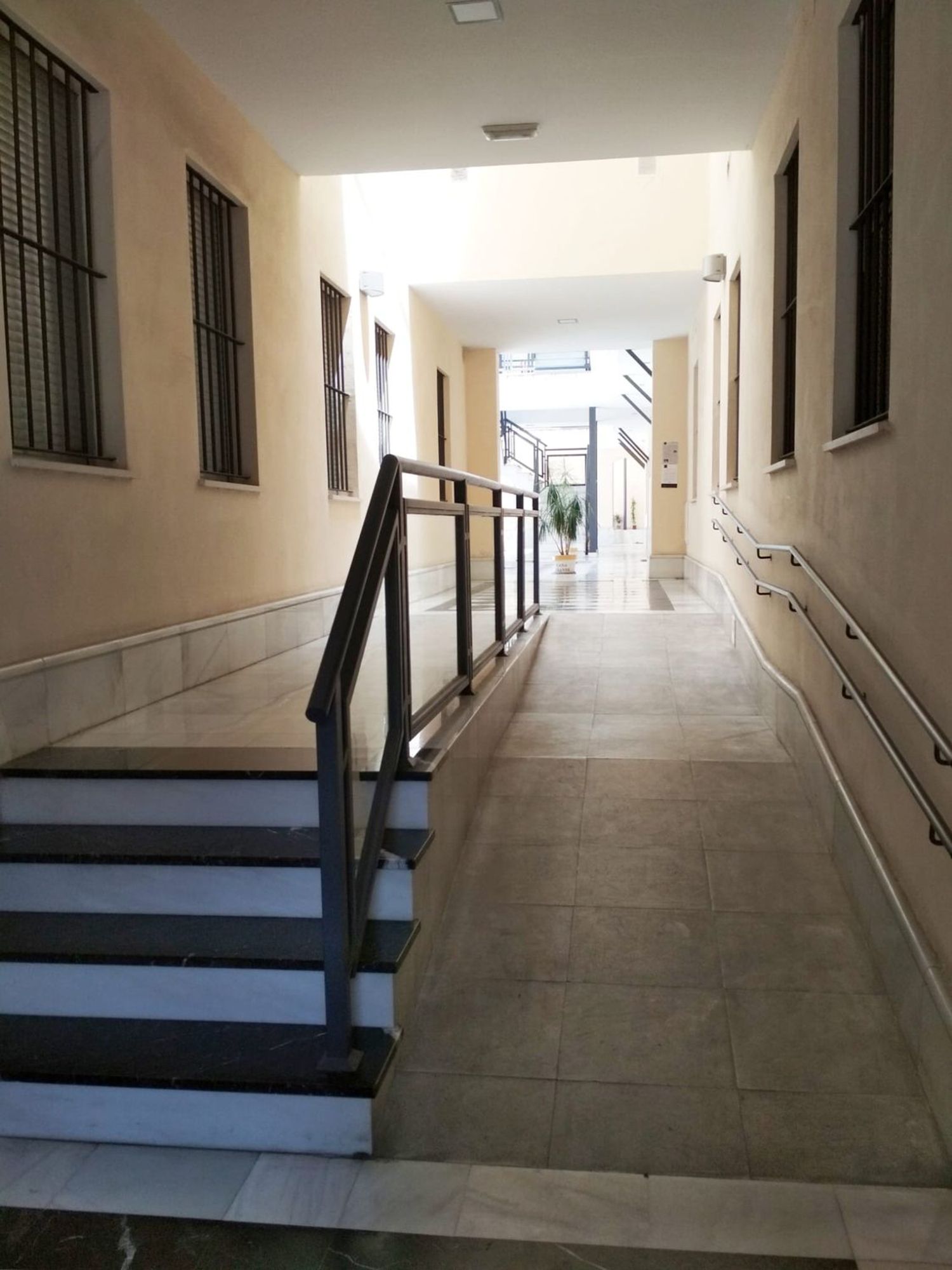Piso en Calle Alfarería, 8, Calle Betis - Pagés del Corro - Foto 2