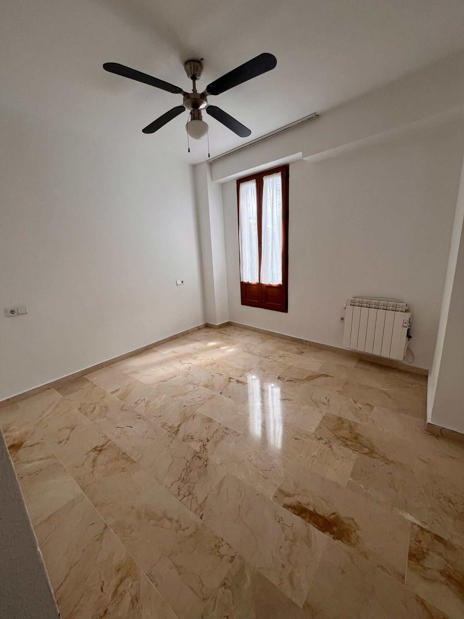 Alquiler de dúplex en Calle San Jerónimo, 9 - Foto 17
