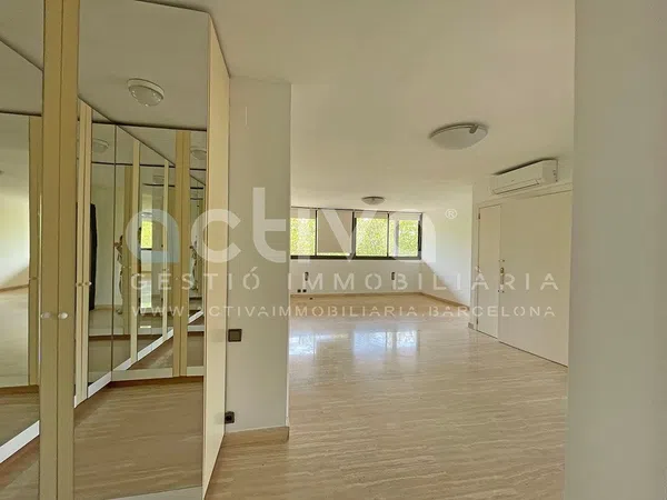 Chalet pareado en La Miranda - Ciutat Diagonal - Foto 13