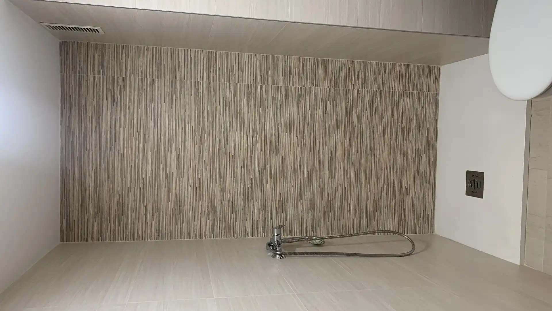 Piso en  Avenida de Manuel Fraga Iribarne 15 - Foto 8