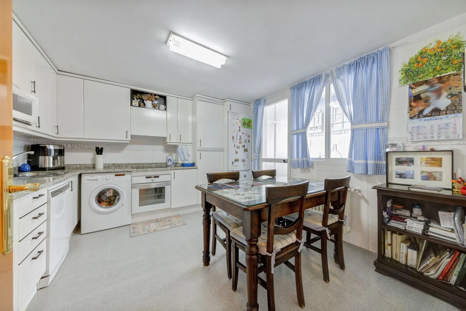 Chalet adosado en Barrio Valdezarza - Foto 22