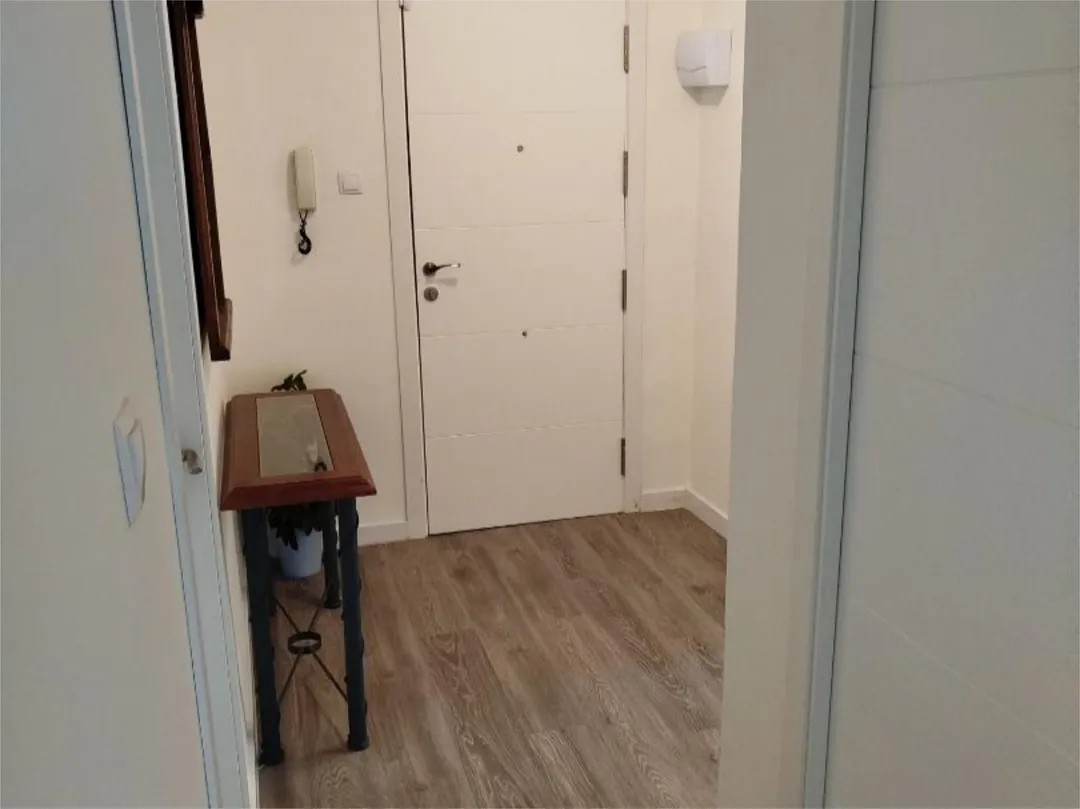 Piso en  Calle Periodista Luis de Vicente 9 - Foto 4