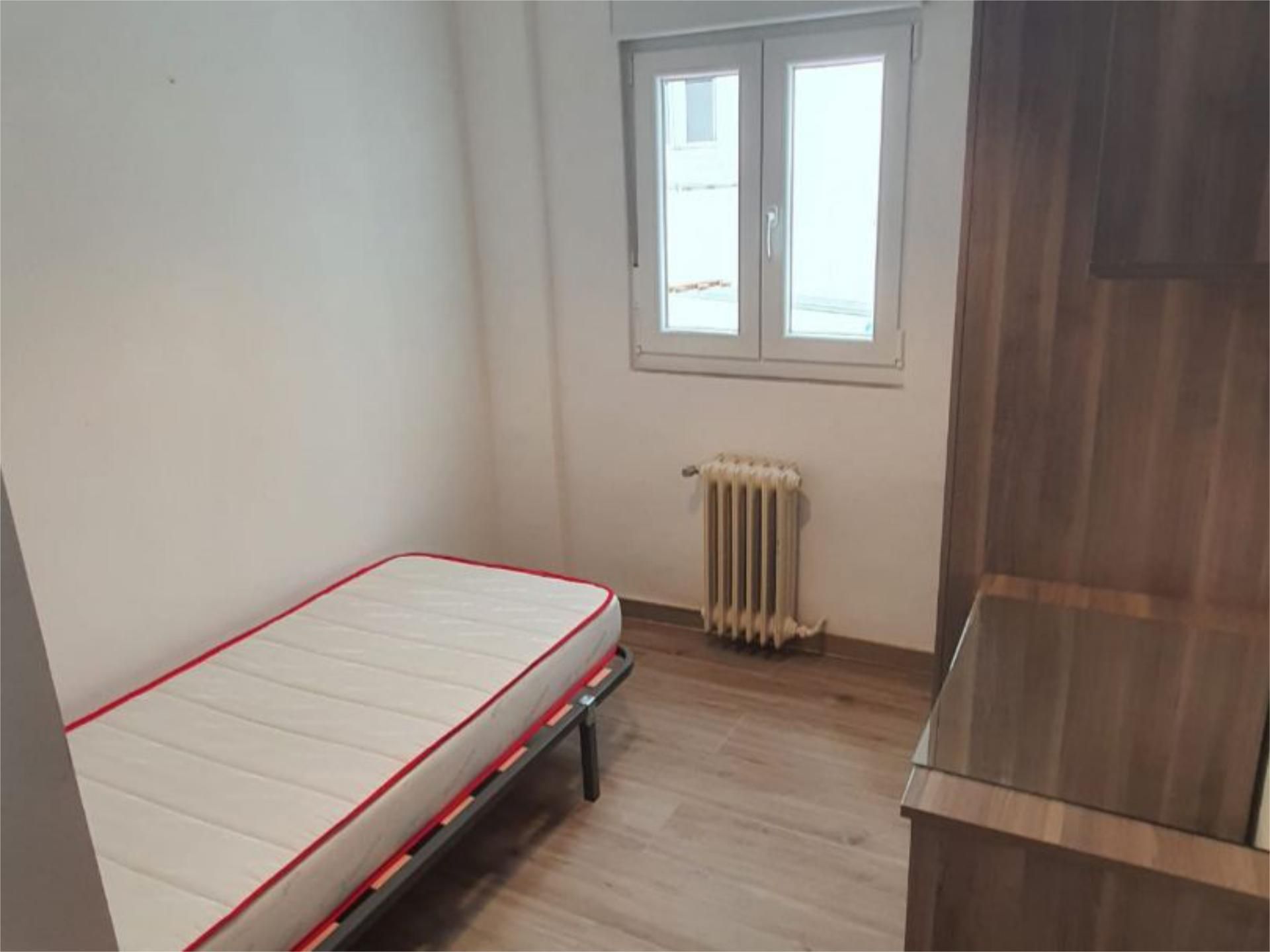 Piso en  Calle Navasfrías 7 - Foto 16