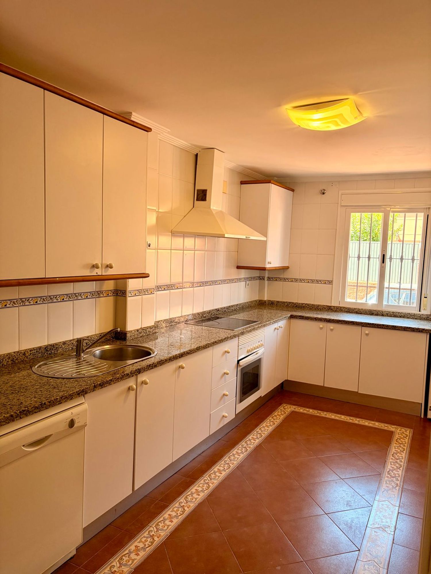 Chalet pareado en Calle Emilio Muñoz, 19, Zona Colegio Europa, Zona Colegio Europa - Foto 11