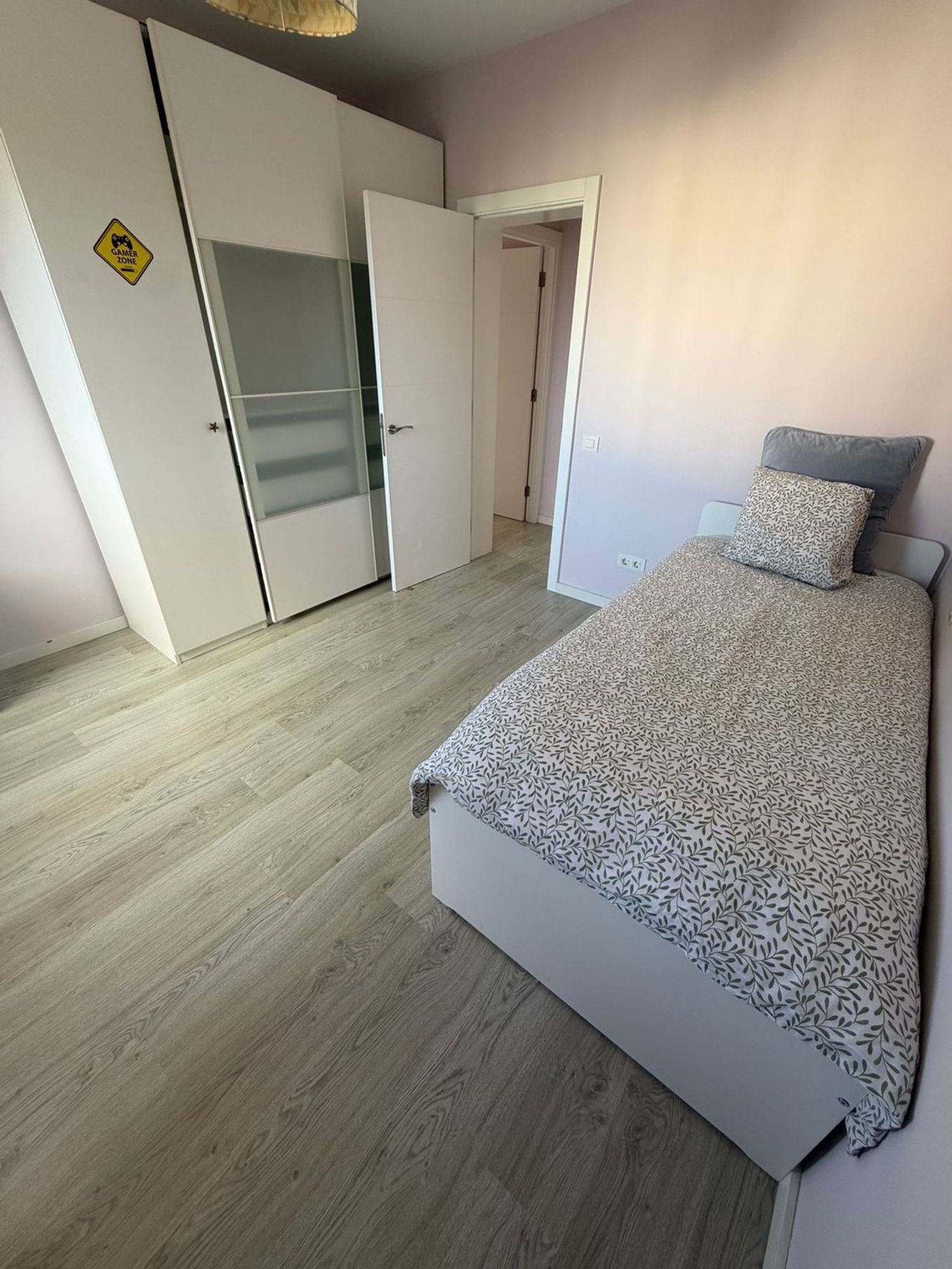 Piso en Plaza Eugenio IV, 5, Schamann - Rehoyas - Foto 10