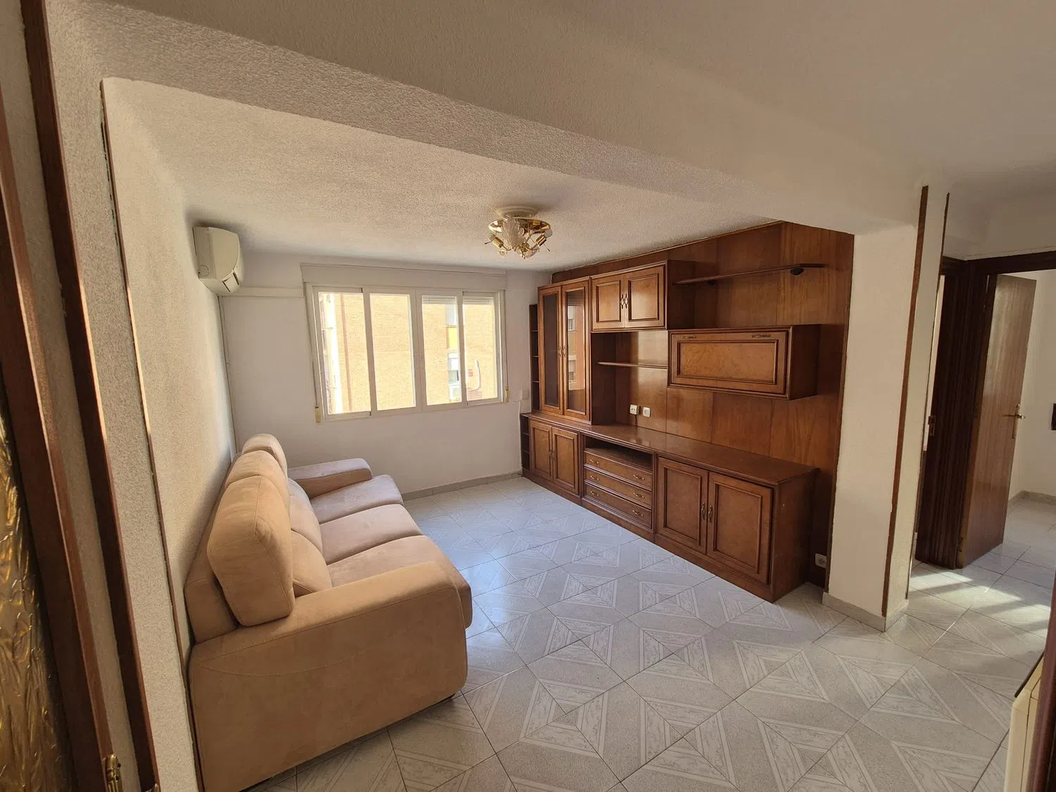 Piso en calle de María Teresa Sáenz de Heredia, 20 - Foto 1