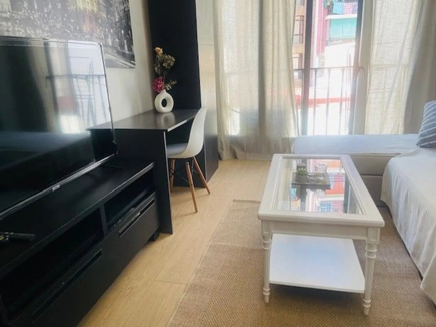 Piso en calle Alberto Aguilera, 52 - Foto 2