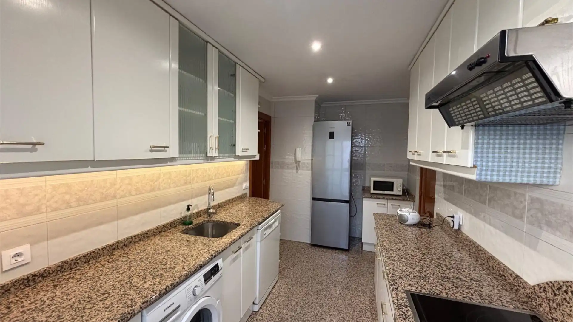 Piso en  Calle de Eduardo Benot 2 - Foto 45