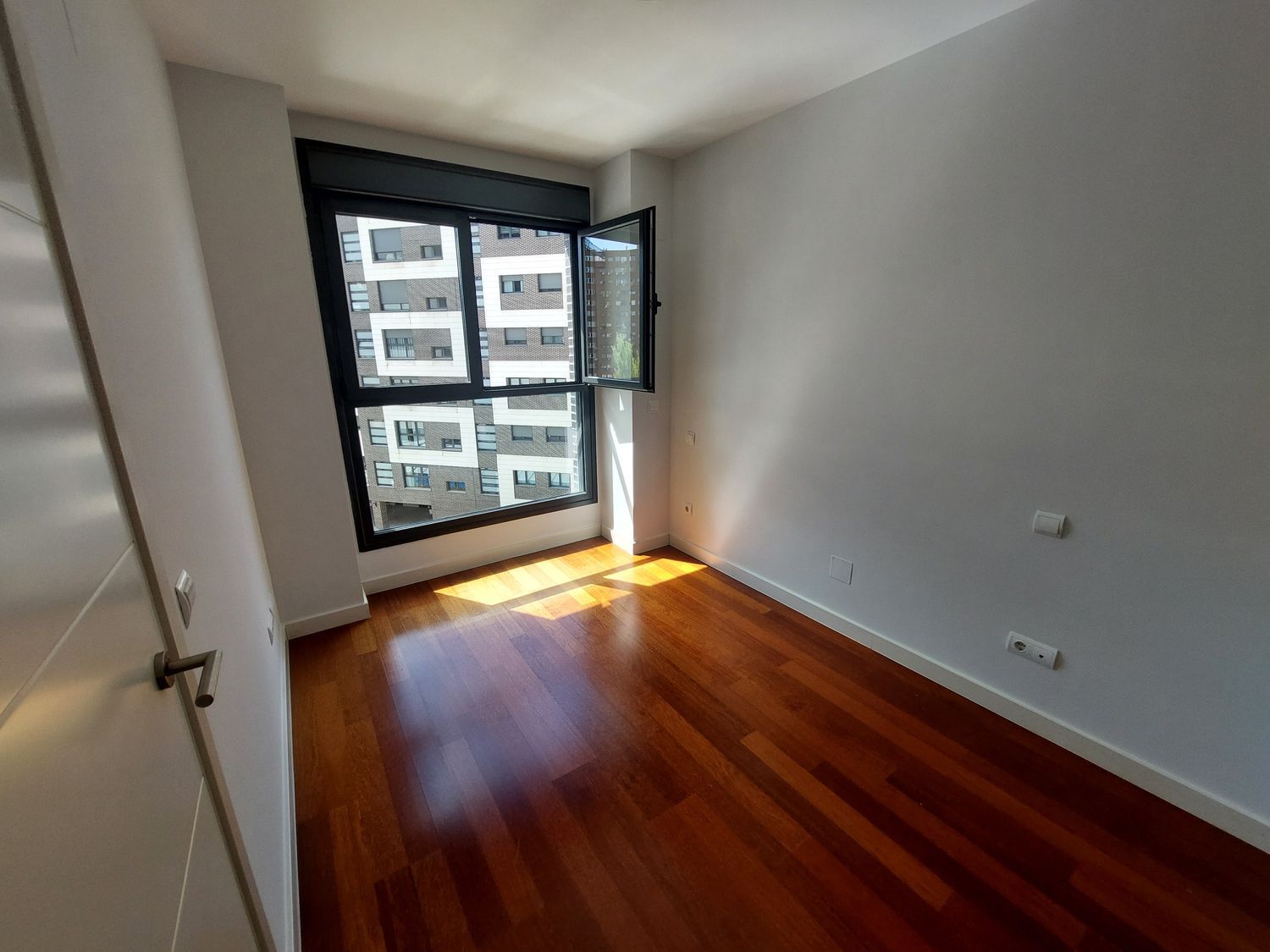 Piso en calle de Carlos y Guillermo Fernández Shaw, 1 - Foto 7