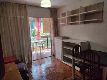 Piso en Dehesa de la Villa - Foto 1