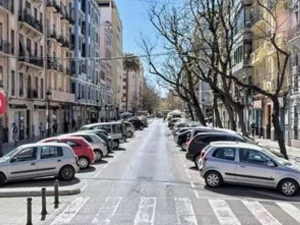 Piso en Calle de Joan Llorenç, 40, La Petxina - Foto 2
