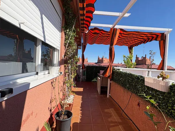 Ático en Calle Hermanos Pinzón, 9, Este, Este - Foto 2