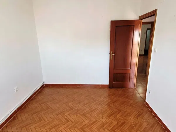 Piso en Avenida de la Constitución, 9 - Foto 5