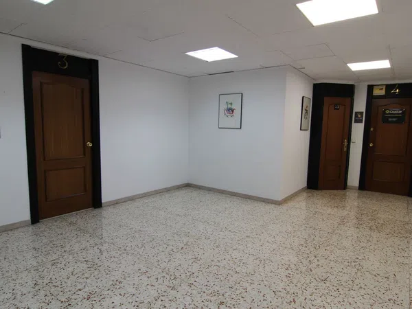 Alquiler de oficina en Calle de la Nucia, 4 - Foto 5