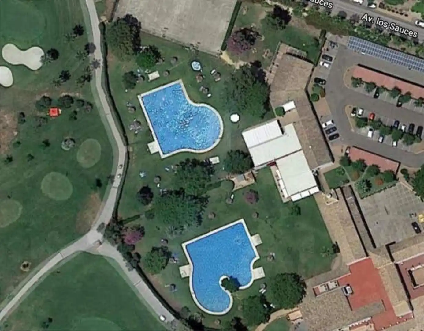 Casa adosada en Zaudin Golf - Foto 2
