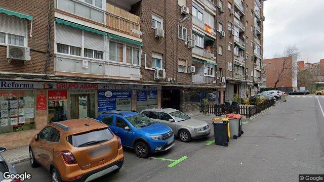 Vista de la calle de Piso en Calle Esteban Mora, 53