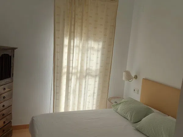 Chalet adosado en Cruz Roja - Capuchinos - Foto 5