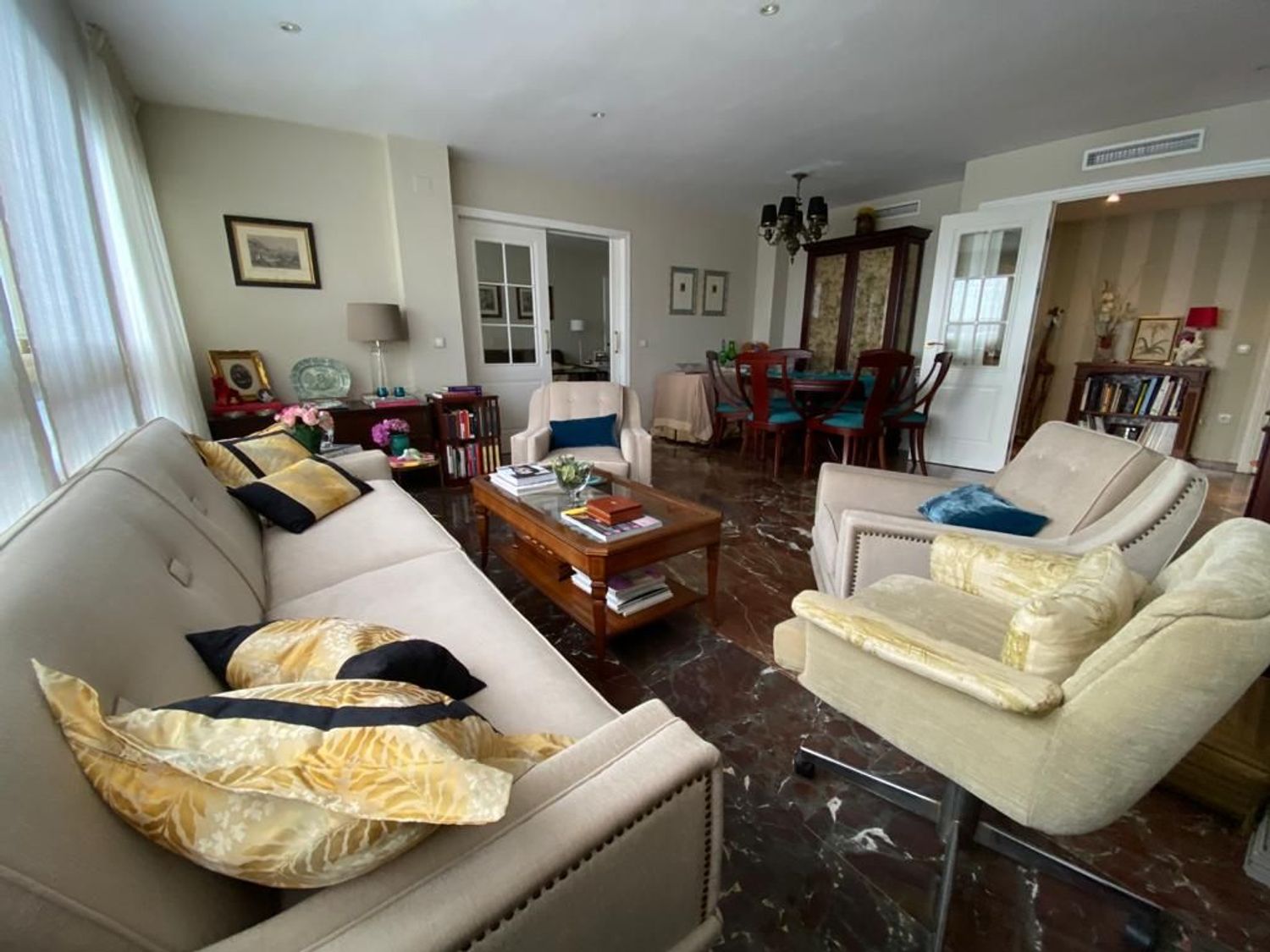 Piso en calle Luis de Morales, 24 - Foto 2